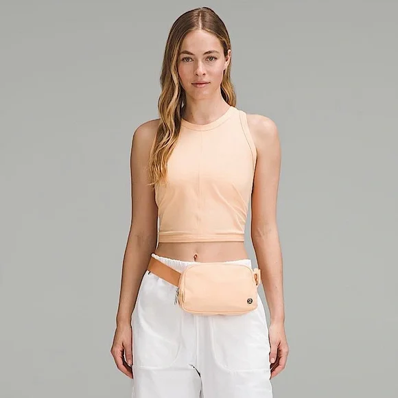 Lululemon Peach Bellini Everywhere Belt Bag 1L - Picture 2 of 4